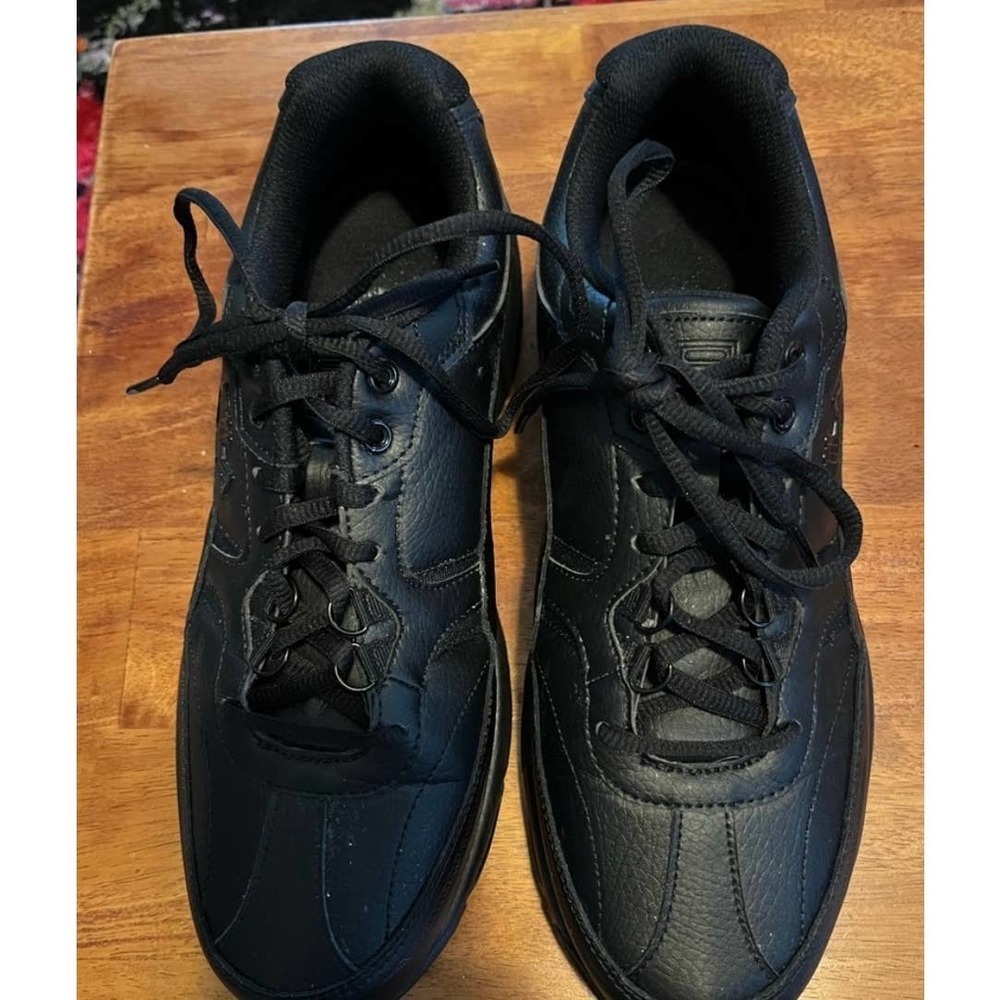 Fila Memory Foam Sneaker - Picture 3 of 3